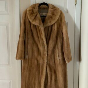 VINTAGE LINED MINK COAT - was CUSTOM MADE BY W.H. BELL & SONS, TORONTO